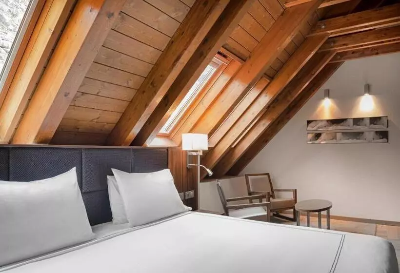 سوییت دوبلکس, Ac Baqueira Ski Resort, Autograph Collection