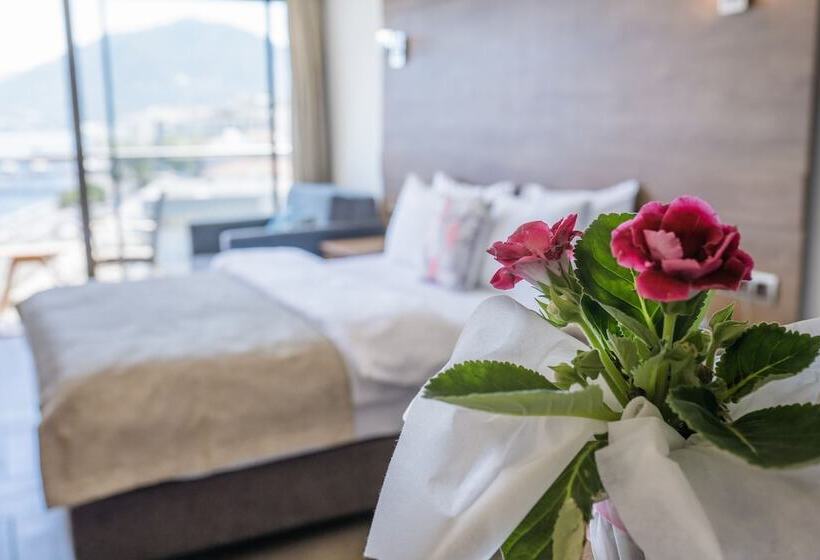 חדר סטנדרט צדדי נוף לים, Aurasia Beach