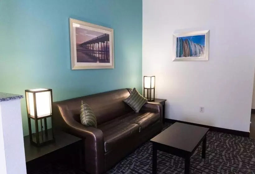 キングサイズベッドのスイートルーム, Best Western Mayport Inn & Suites