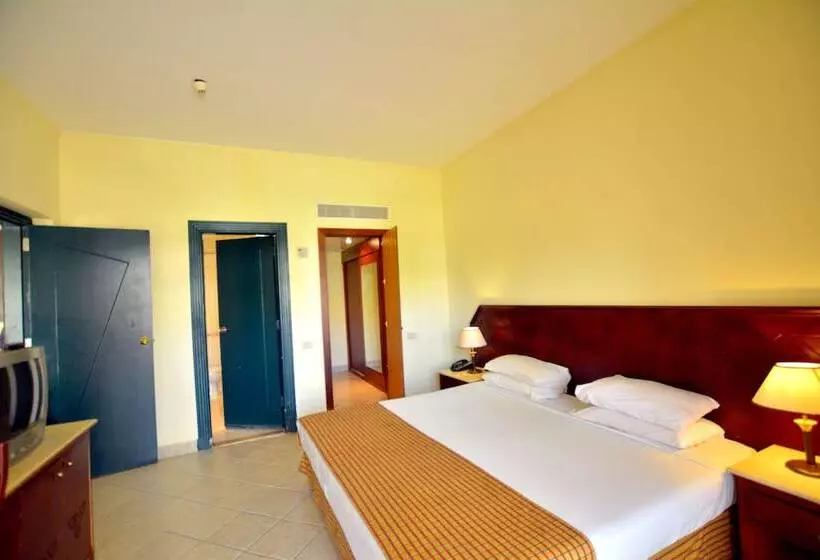 سوییت جونیور, Island View Resort