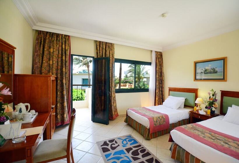 سوییت جونیور, Island View Resort
