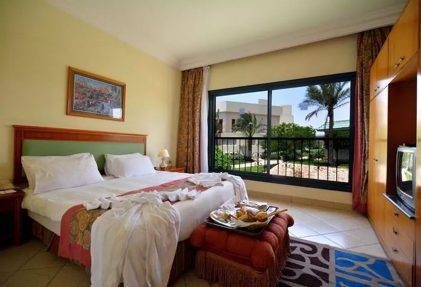 سوییت جونیور, Island View Resort