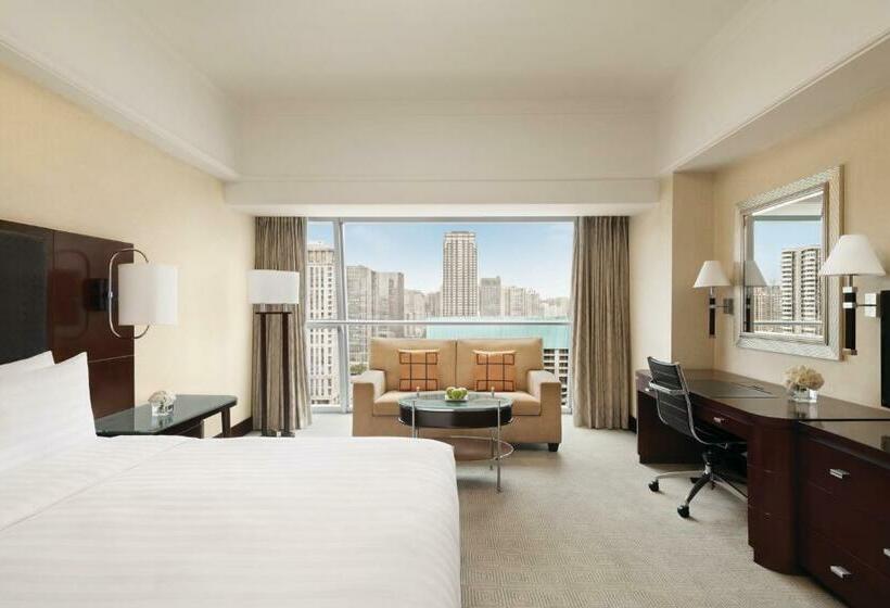 キングサイズベッド、シティビューデラックスルーム, Shangrila Xian