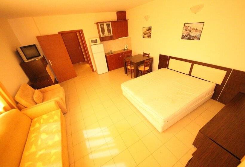 带海景的标准工作室, Menada Apartments In Sunny Beach