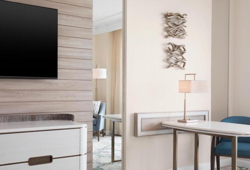 اتاق استاندارد با تخت بزرگ, The Royal At Atlantis