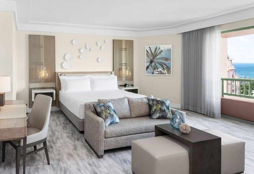 سوئیت رویال, The Royal At Atlantis