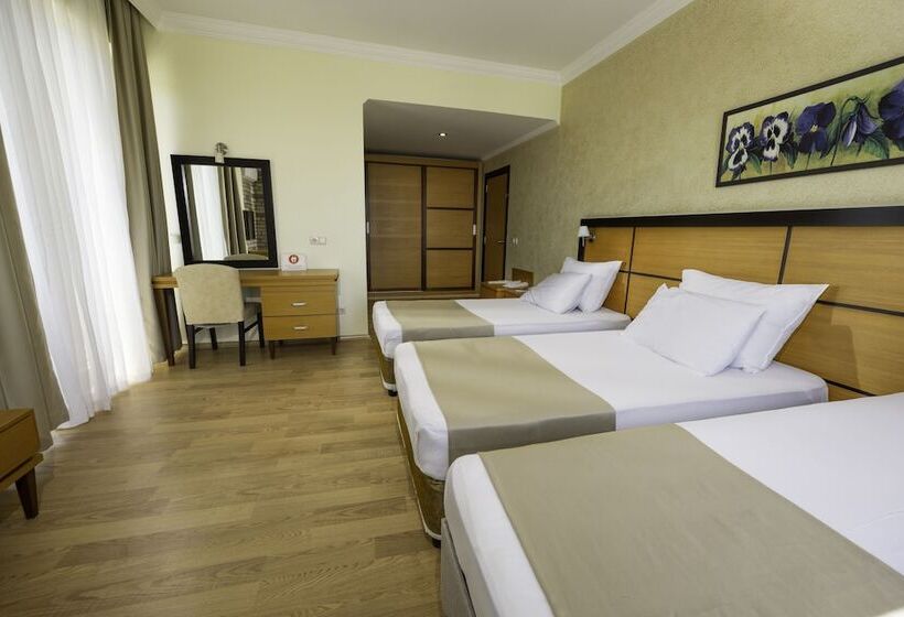 غرفة قياسية ثلاثية, Selin Otel Spa Belek