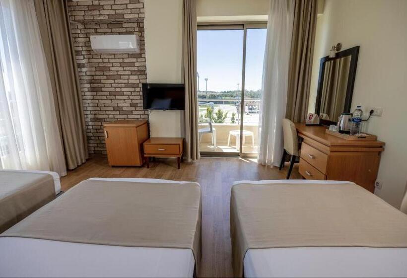 غرفة قياسية ثلاثية, Selin Otel Spa Belek