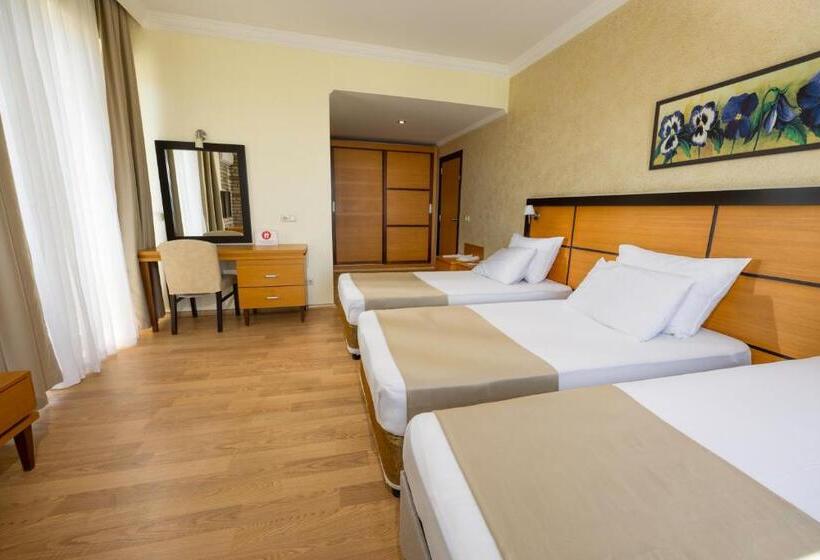 غرفة قياسية ثلاثية, Selin Otel Spa Belek