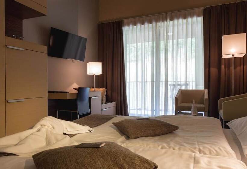 اتاق استاندارد با چشم‌انداز, Terme Olimia   Hotel Sotelia