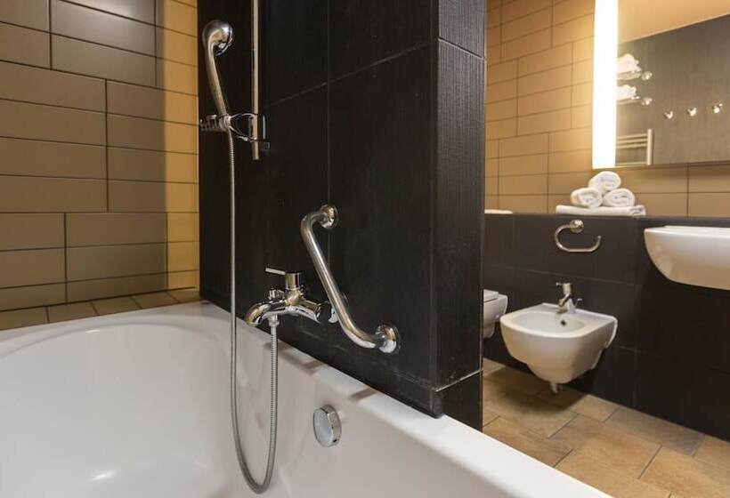 سوییت جونیور, Terme Olimia   Hotel Sotelia