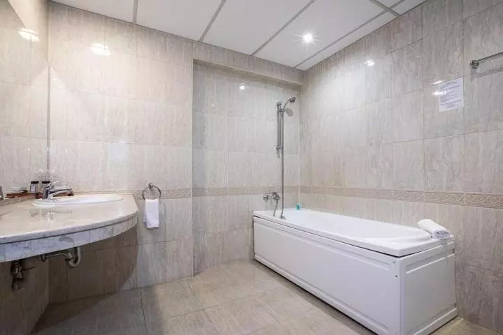 スーペリアージュニアスイート, Spa Hotel Olymp