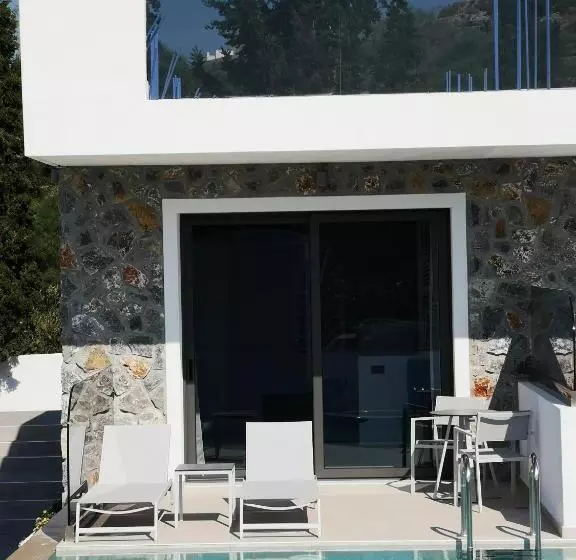 Suite with Pool, Zoes Hotel & Suites