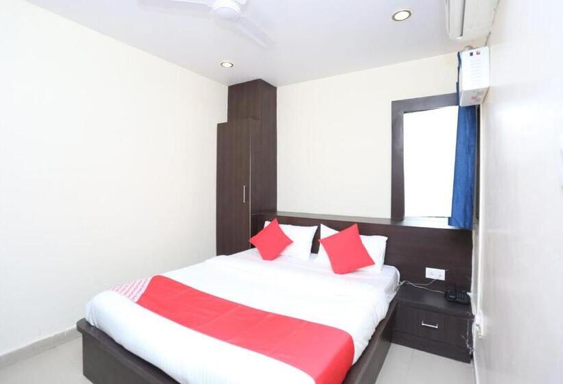 Трехместный Номер Классика, R K International Near Gautam Buddha Park