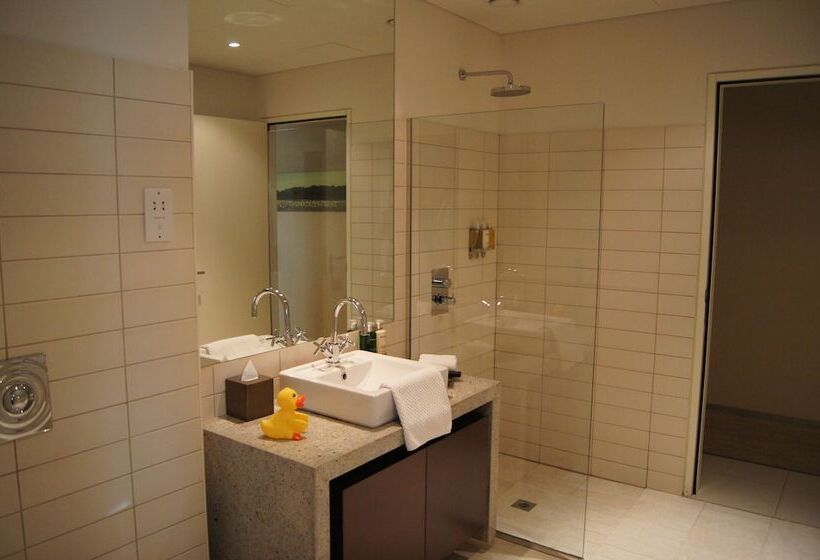 2 Bedroom Premium Apartment, Ascott Park Place Dubai