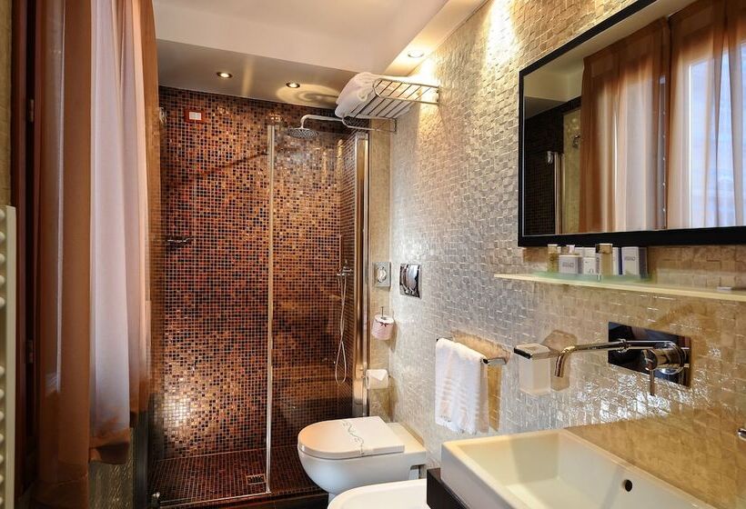 اتاق استاندارد سه نفره, Ca  Marinella