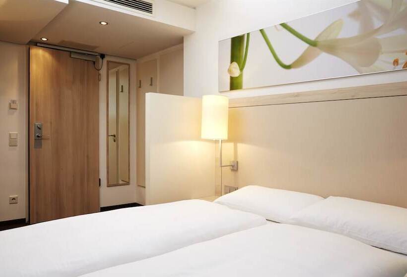 غرفة كومفورت, H+ Hotel München