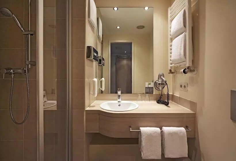 コンフォートシングルルーム, H+ Hotel München