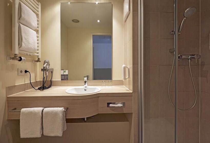 غرفة سوبيريور, H+ Hotel München