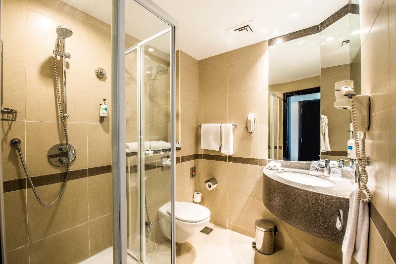 Номер Стандарт, Holiday Inn Express Dubai, Jumeirah, An Ihg