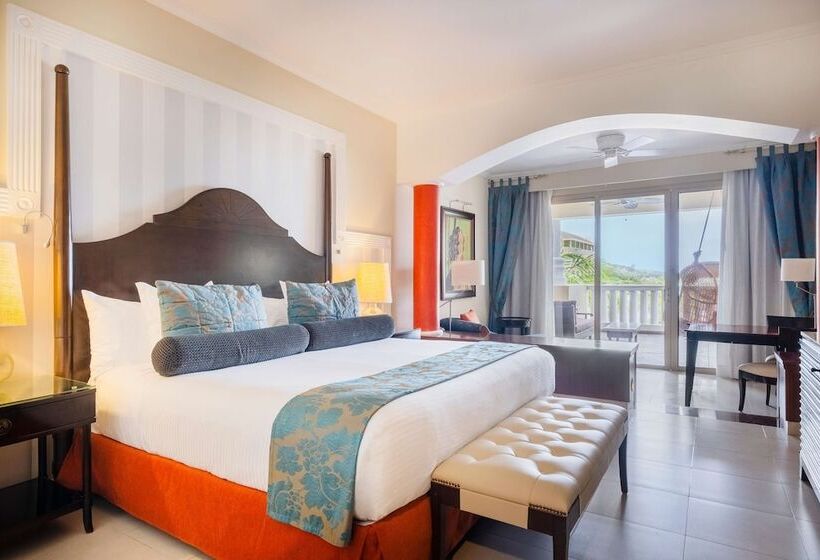 سوییت با چشم‌انداز دریا, JOIA Rose Hall by Iberostar