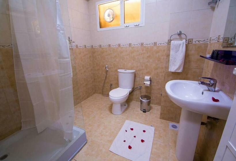 اتاق استاندارد یک نفره, Mutrah
