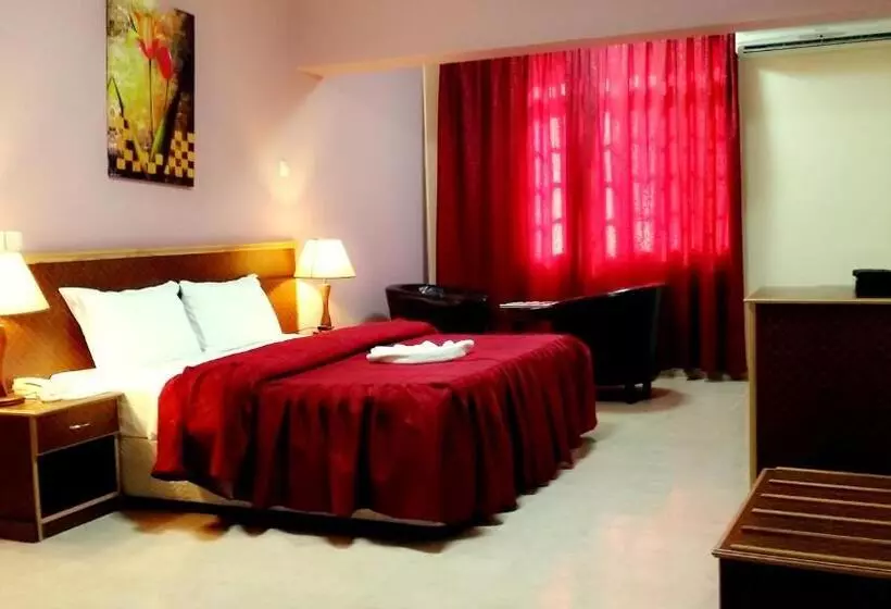 اتاق لوکس, Mutrah