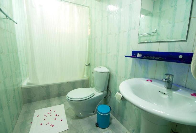 سوییت اجرایی, Mutrah