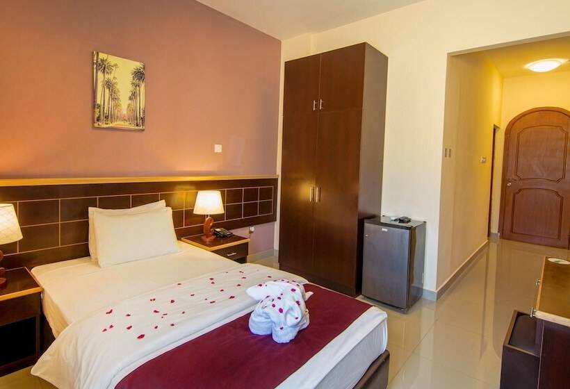 اتاق استاندارد یک نفره, Mutrah