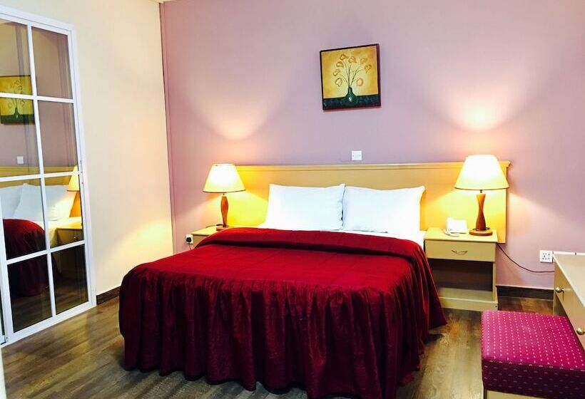 اتاق استاندارد یک نفره, Mutrah