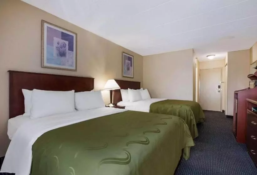 اتاق استاندارد, Quality Inn Near Princeton