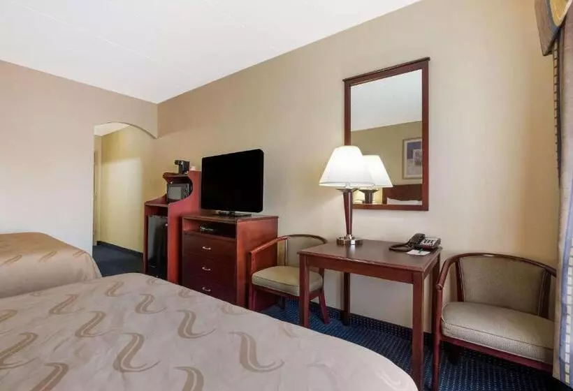 اتاق استاندارد برای معلولان, Quality Inn Near Princeton