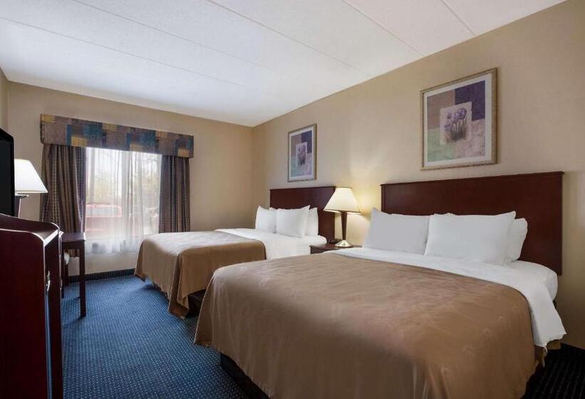 身障者適用スタンダードルーム, Quality Inn Near Princeton