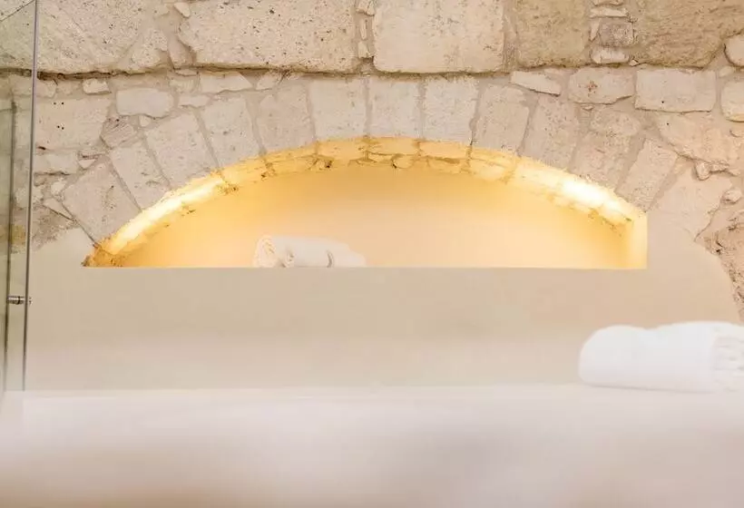 デラックスルーム, La Sommità Relais & Chateaux