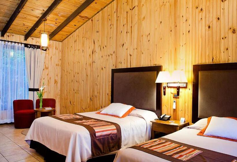 غرفة قياسية رباعية, Savegre