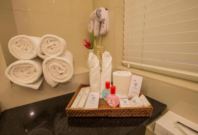 סוויטה, The Palms