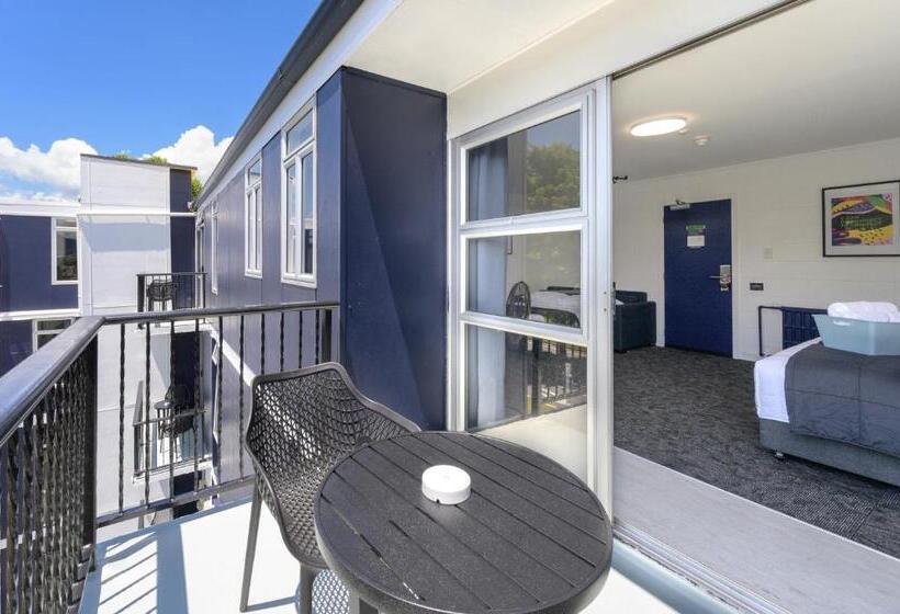 Студио Стандарт Вид на Бассейн, Urban Lounge Sleepery