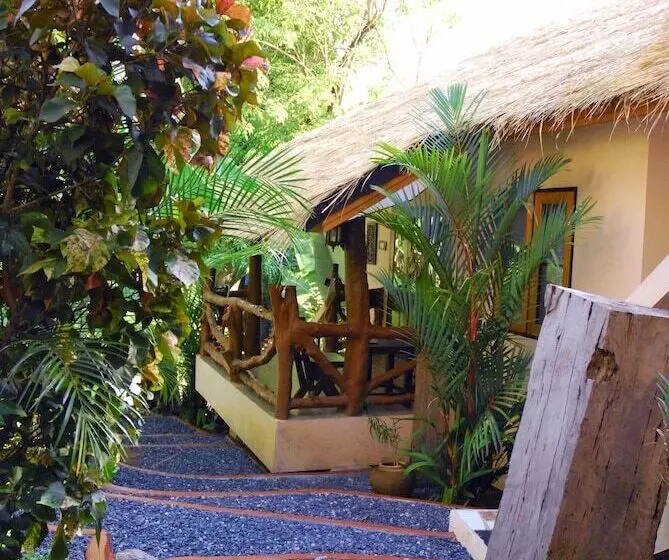 اتاق لوکس, Varinda Resort