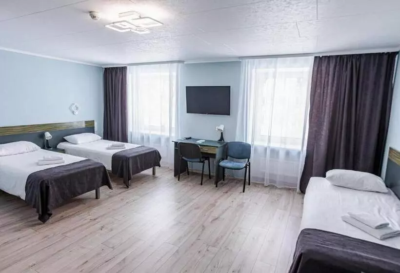 اتاق استاندارد سه نفره, Inger Hotell