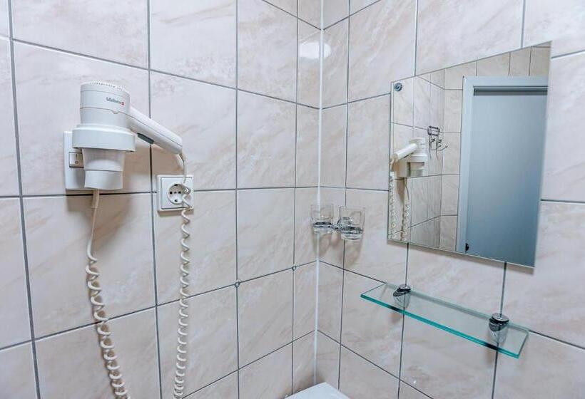 اتاق استاندارد, Inger Hotell