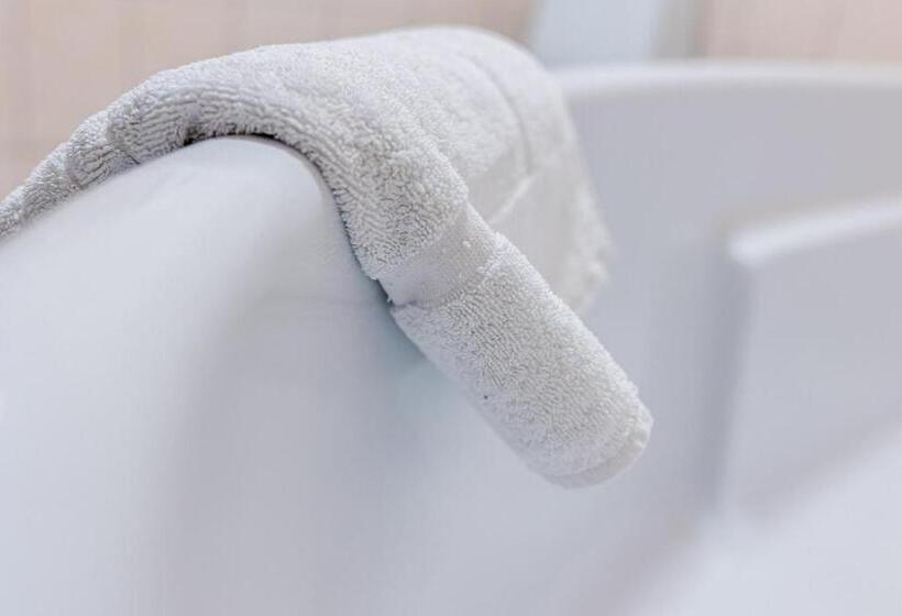 패밀리 룸, Inger Hotell