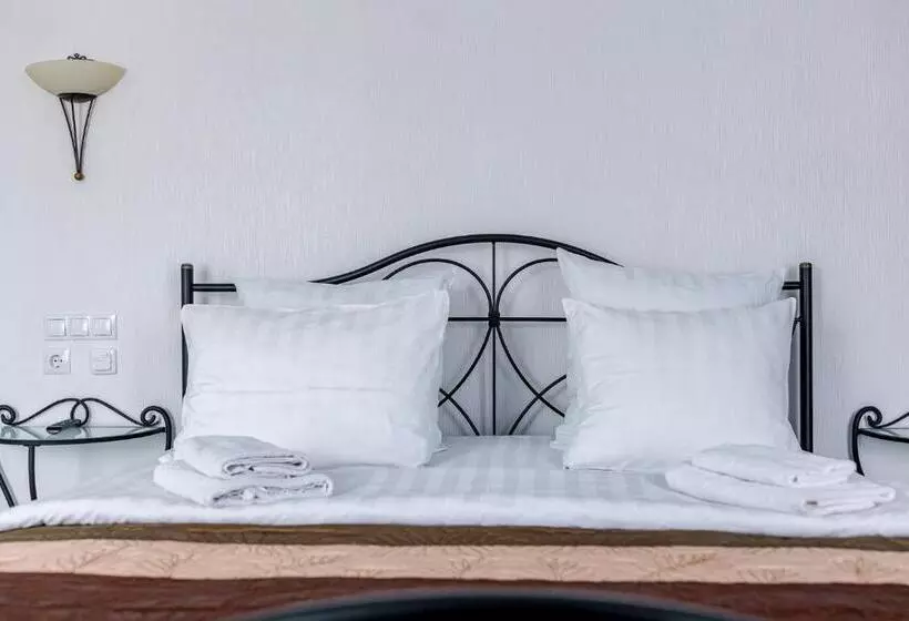 سوییت, Inger Hotell