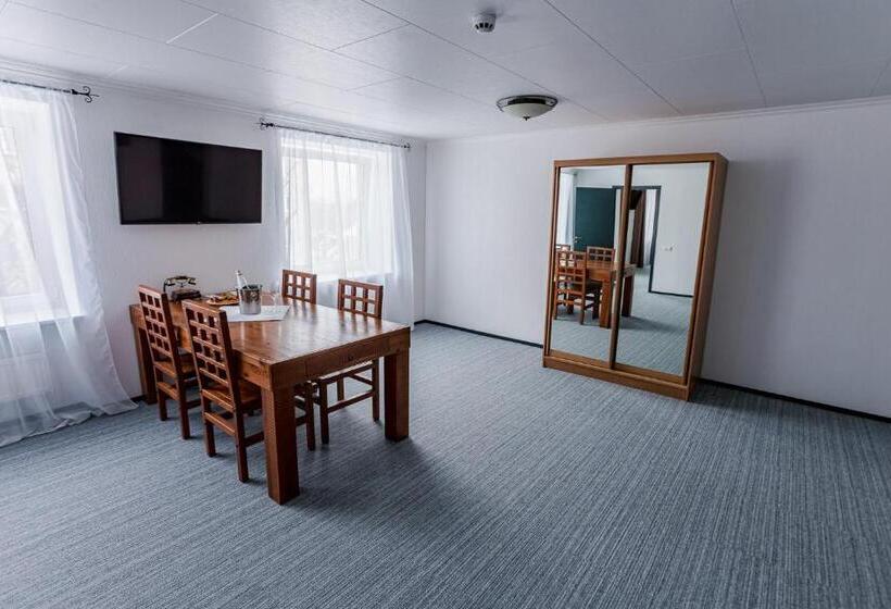 스위트, Inger Hotell