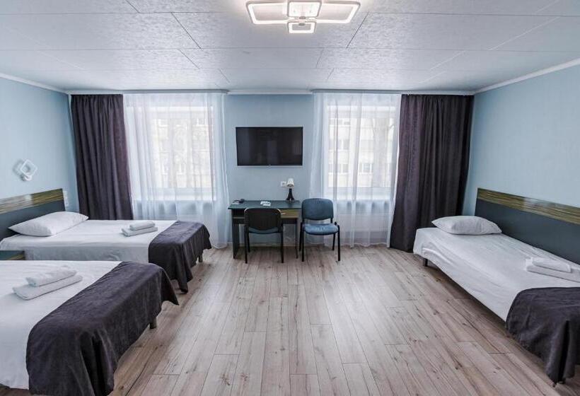 اتاق استاندارد سه نفره, Inger Hotell