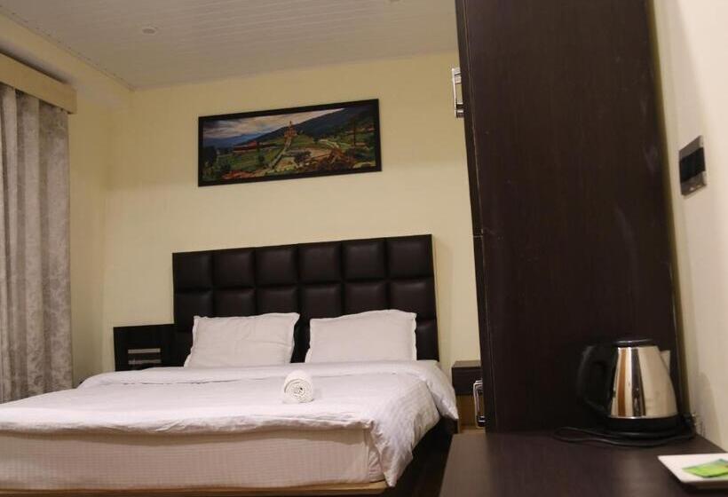 غرفة ديلوكس, Denzong Khim