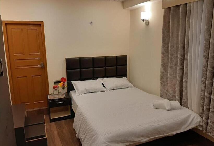 غرفة ديلوكس, Denzong Khim