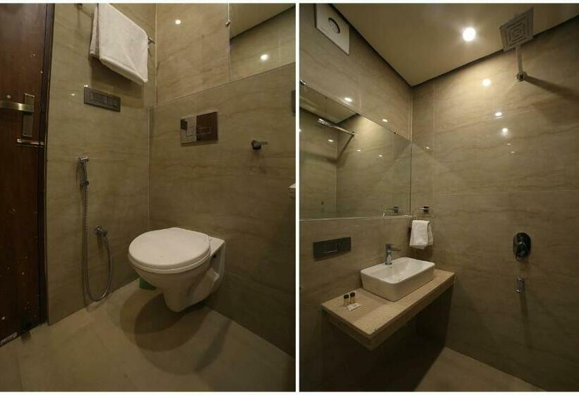 חדר סטנדרט, Status Inn