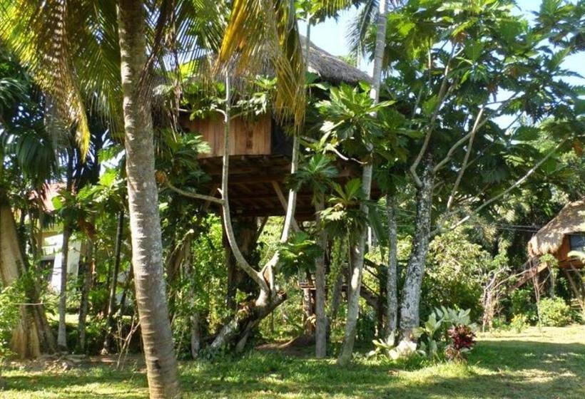 اتاق سهنفرۀ استاندارد با سرویس بهداشتی بیرون از اتاق, Huma Terra Lodges