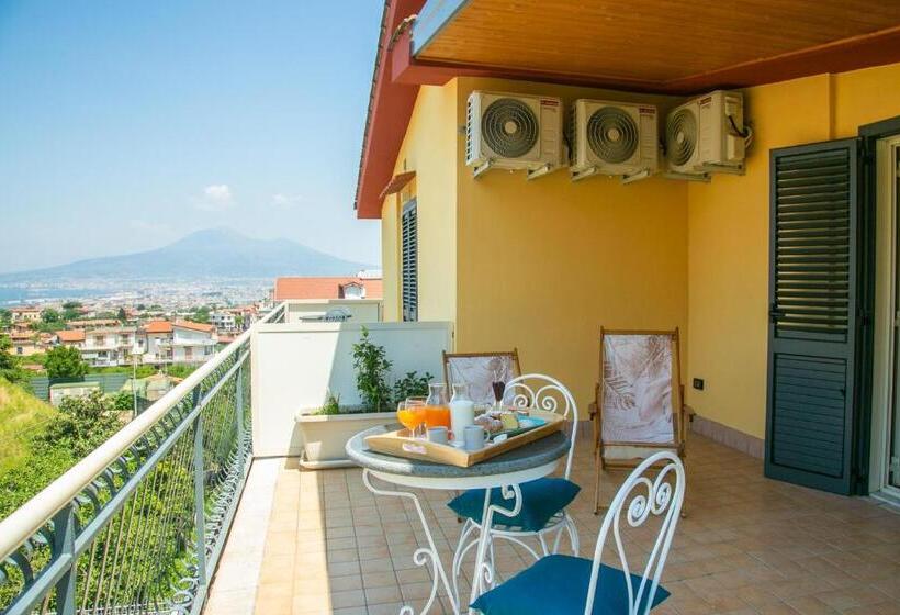 オーシャンビューデラックスルームバルコニー付き, Perla Beach Stabia B&b