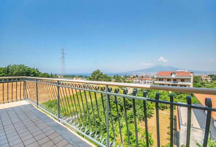 Quarto Deluxe com Sacada, Perla Beach Stabia B&b